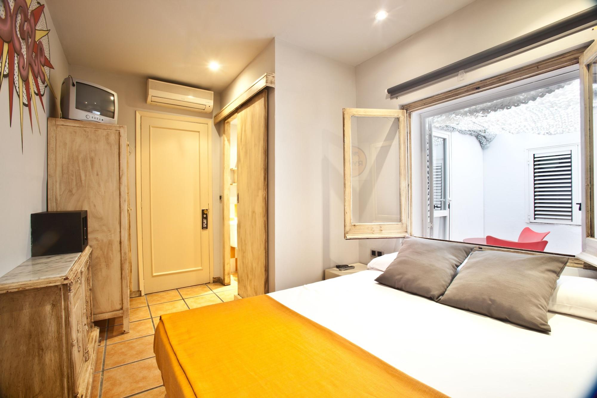 Ten Hostel Ostello Ibiza città