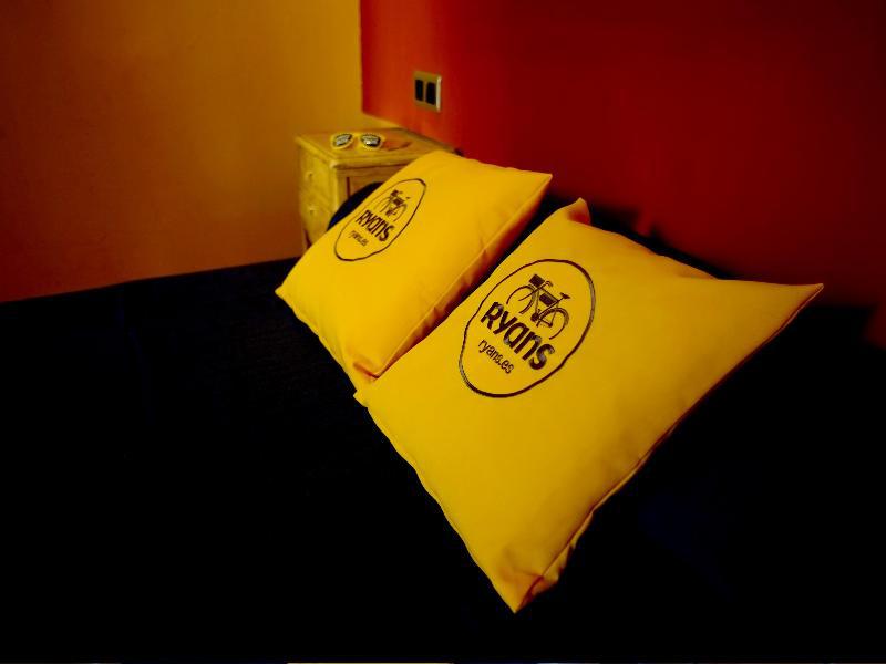 Ostello Ten Hostel Ibiza città